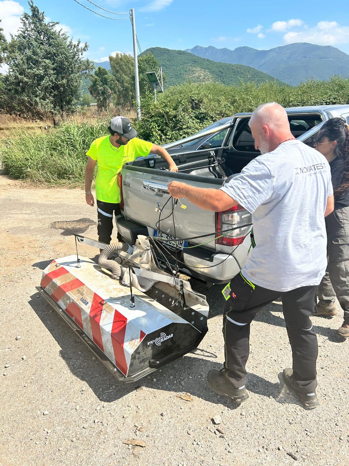 GPR Raptor multiarray Vehicle Mount su pick-up per indagini archeologiche estensive