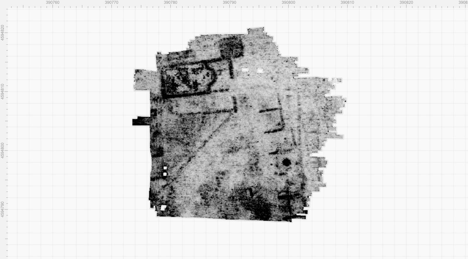 Planimetria GPR georeferenziata (UTM) con anomalie archeologiche sepolte